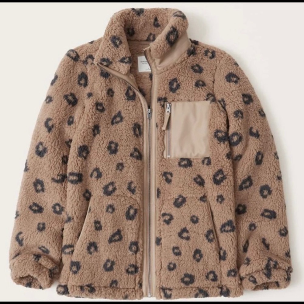 Abercrombie and Fitch cheetah print Sherpa